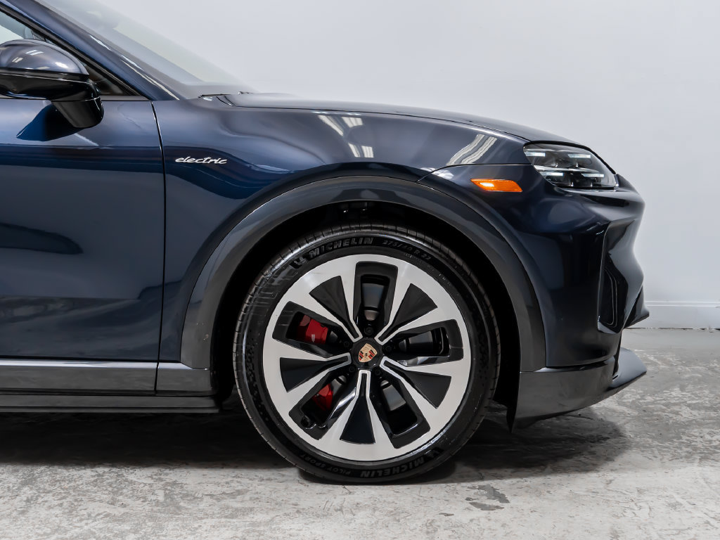 New 2026 Porsche Cayenne S AWD/4WD image 13