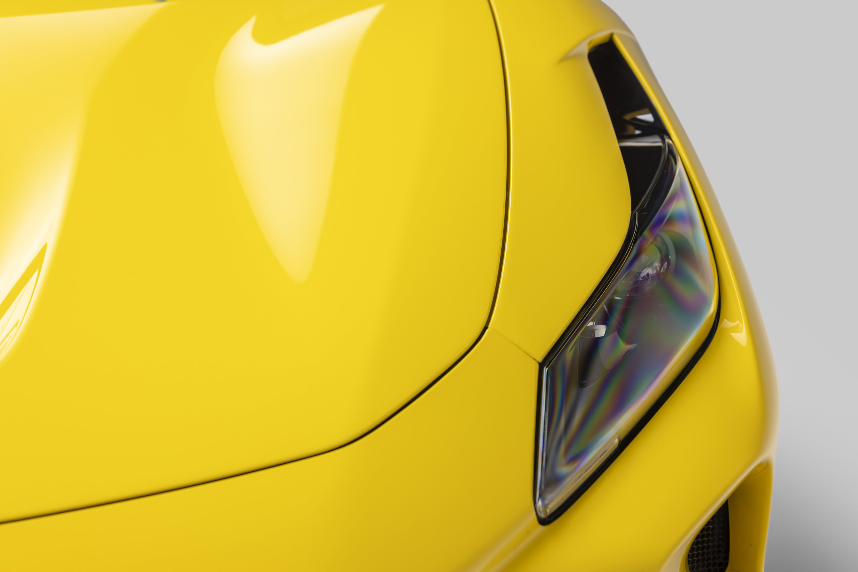 Certified 2022 Ferrari F8 Tributo RWD image 29
