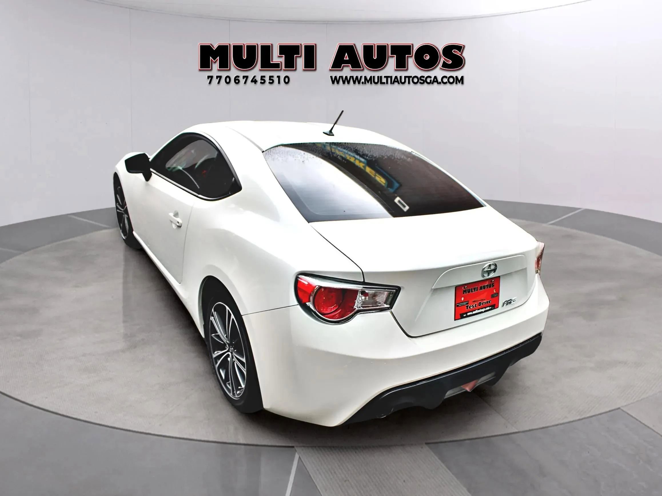Used 2013 Scion FR-S image 5