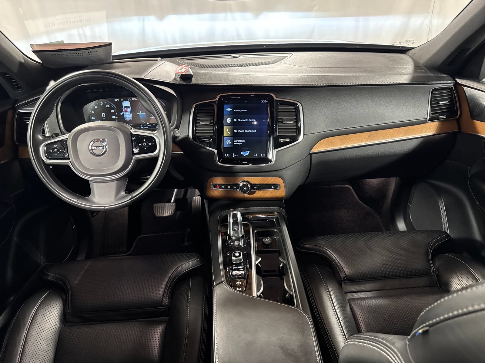 Used 2019 Volvo XC90 T8 Inscription w/ Advanced Package AWD/4WD image 4