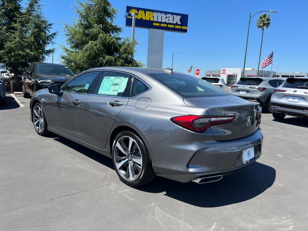 Used 2025 Acura TLX w/ Technology Package FWD image 7