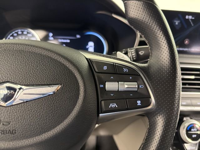 Used 2023 Genesis G70 2.0T image 27