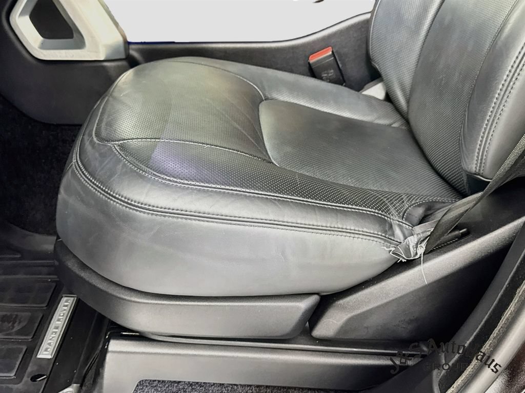 Used 2019 Land Rover Range Rover Supercharged AWD/4WD image 26
