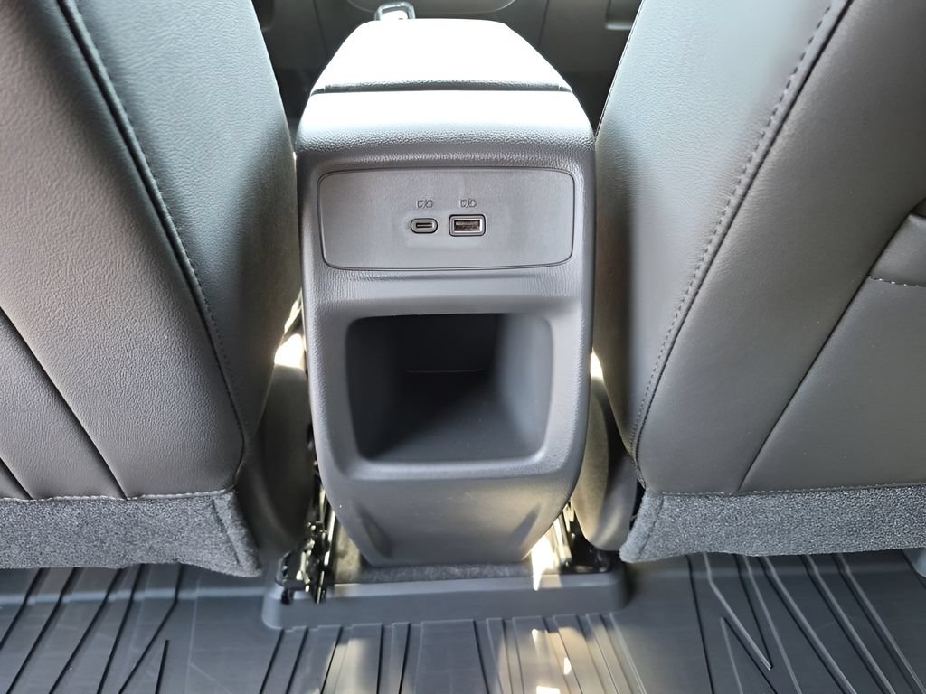 New 2026 Buick Envista Sport Touring w/ Convenience I Package FWD image 25