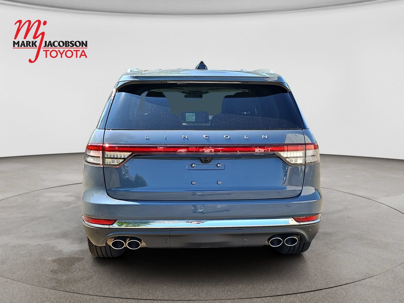 Used 2025 Lincoln Aviator Reserve w/ Equipment Group 201A AWD/4WD image 6