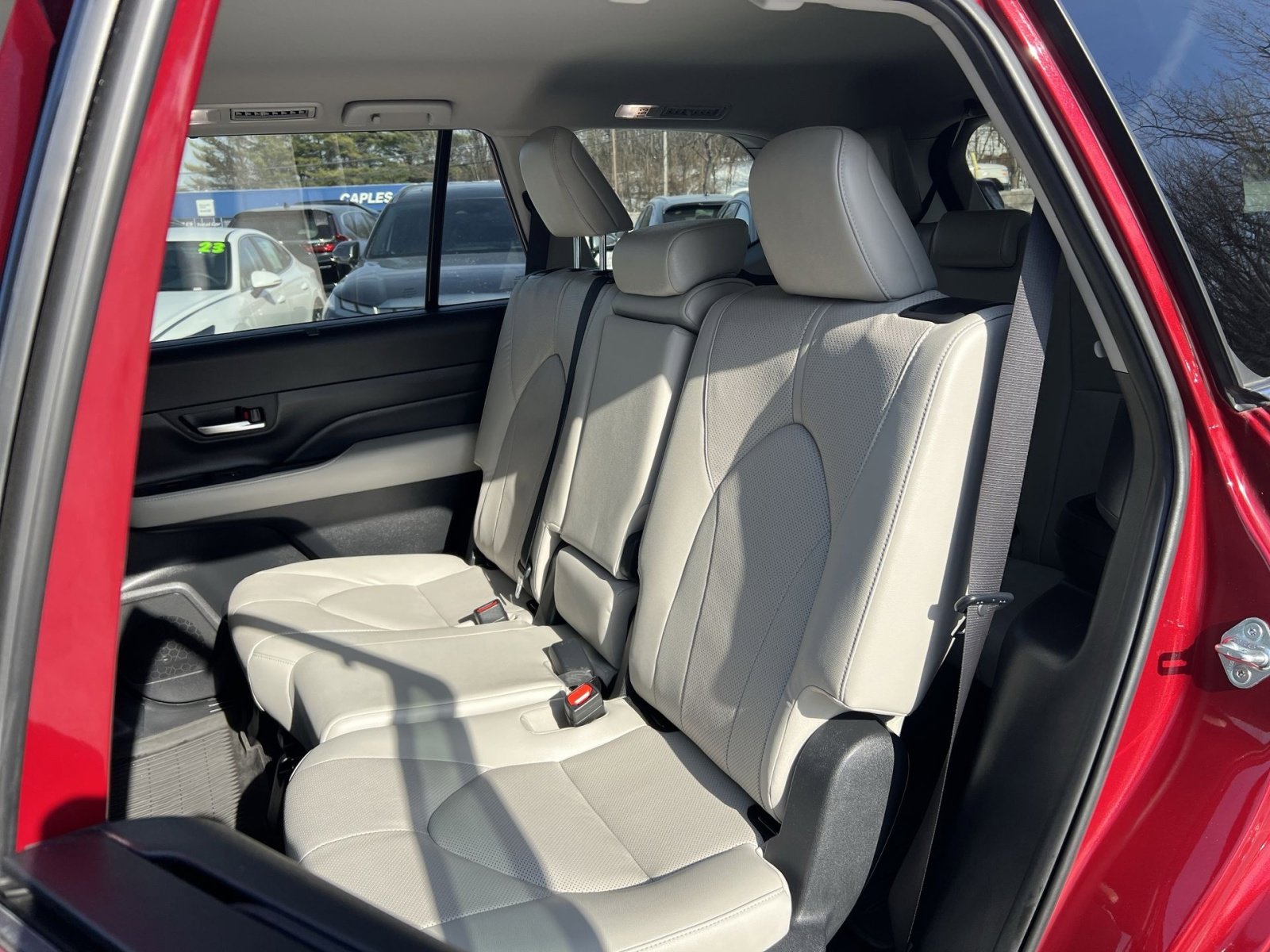 Used 2024 Toyota Grand Highlander Limited image 23