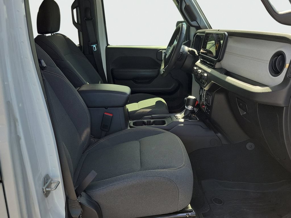 Used 2024 Jeep Gladiator Sport AWD/4WD image 37