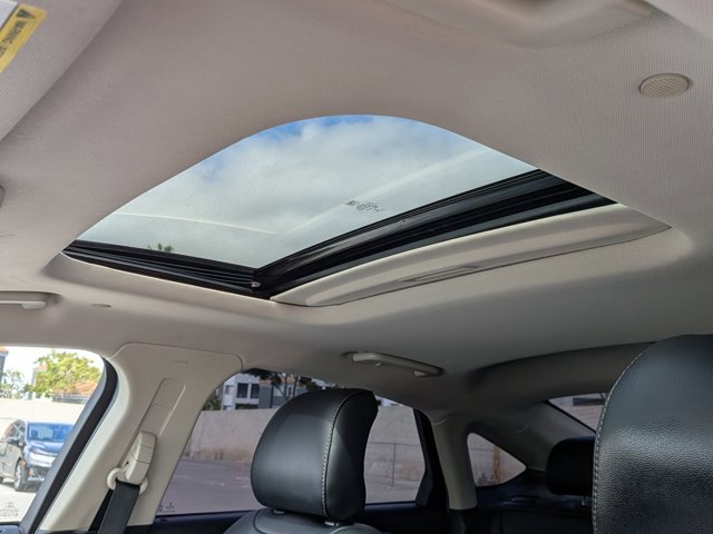 Used 2019 Ford Fusion SEL FWD image 16