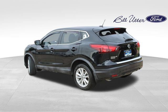 Used 2019 Nissan Rogue Sport S w/ Appearance Package FWD image 7