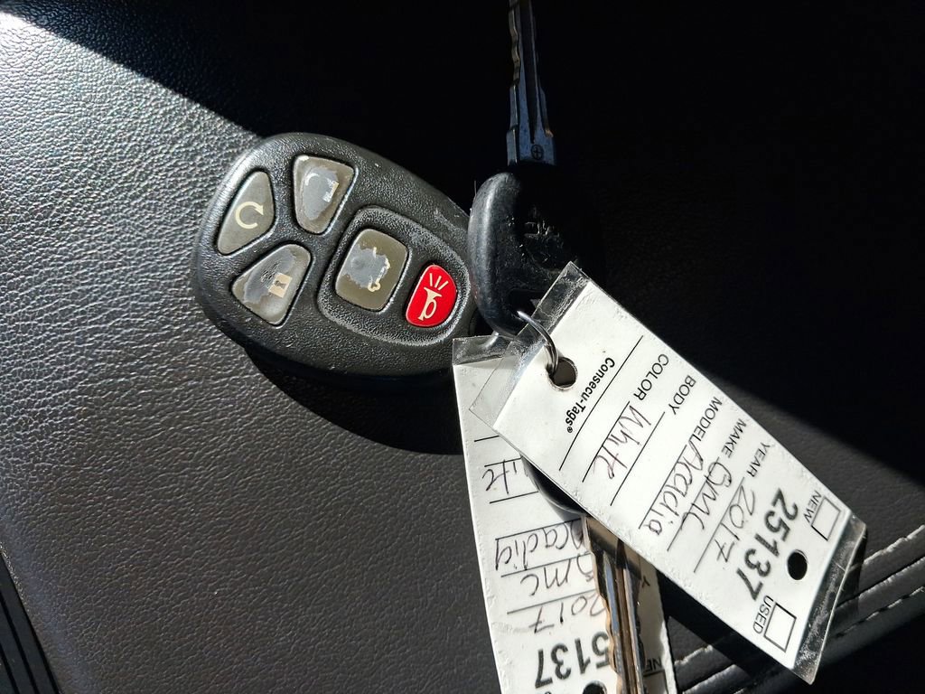 Used 2017 GMC Acadia Limited SLT image 27