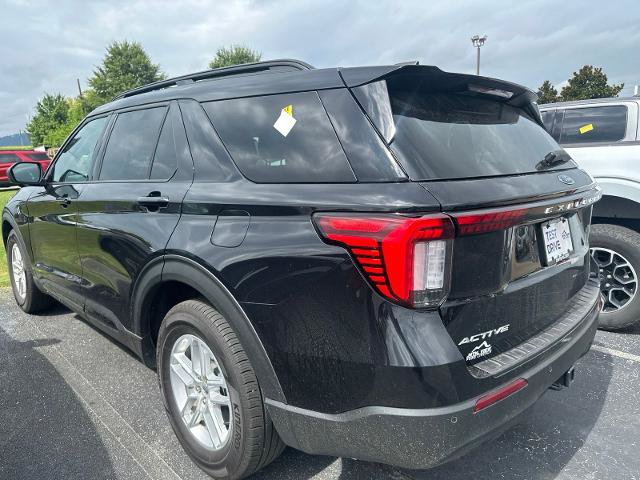 Certified 2026 Ford Explorer Active RWD image 5