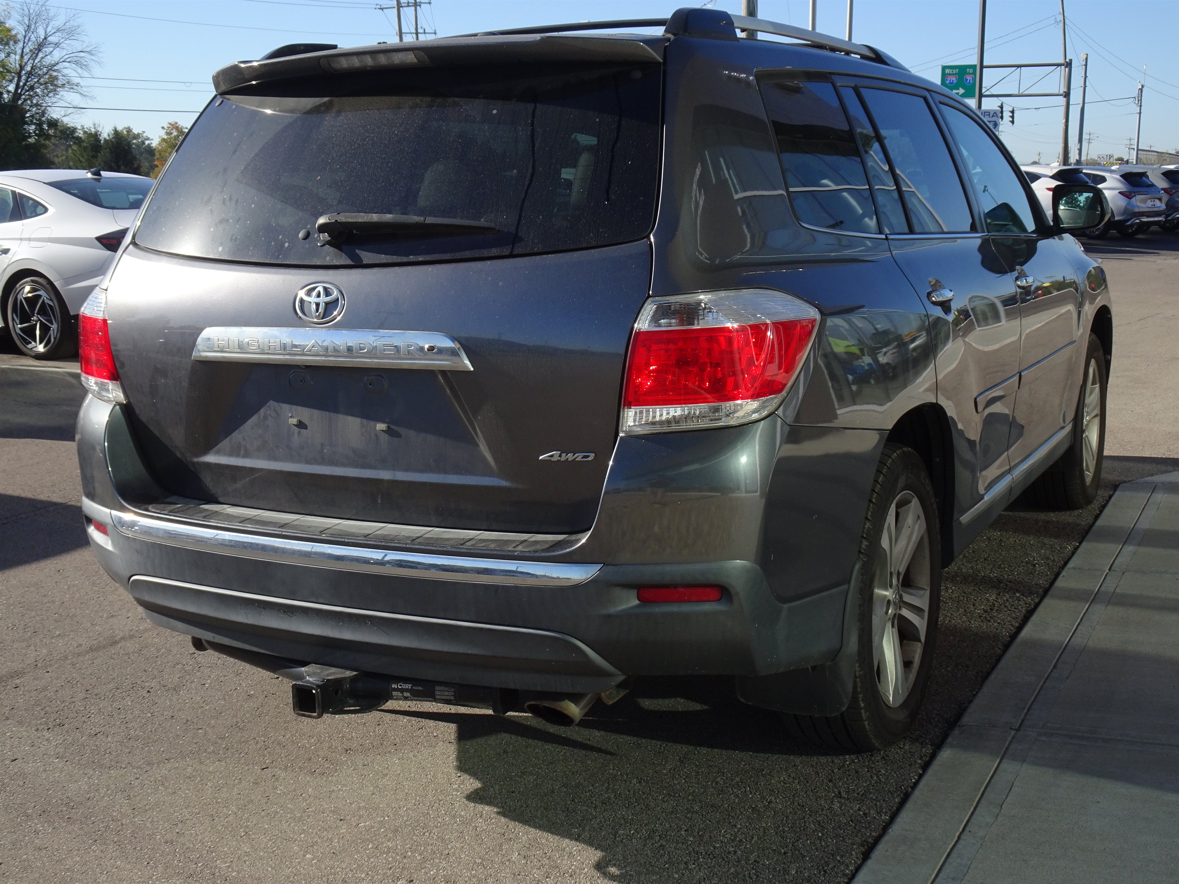 Used 2013 Toyota Highlander Limited AWD/4WD image 5