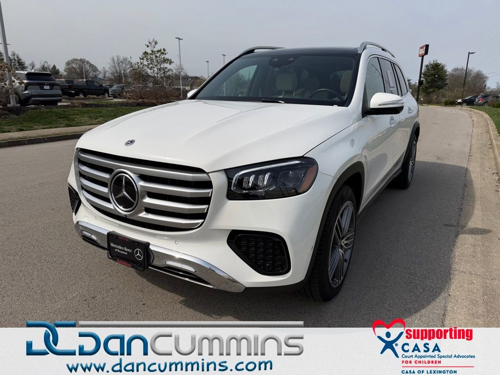 Used 2025 Mercedes-Benz GLS 450 4MATIC image 1