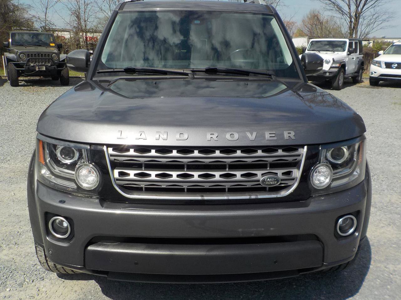 Used 2016 Land Rover LR4 HSE Silver Edition AWD/4WD image 8