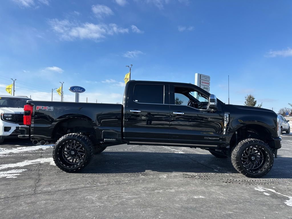 Used 2024 Ford F350 Platinum w/ FX4 Off-Road Package image 4