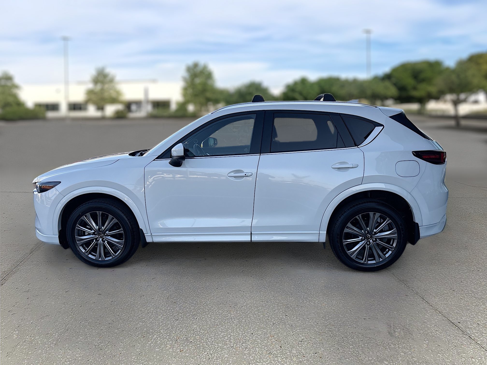 Used 2025 MAZDA CX-5 Signature AWD/4WD image 4