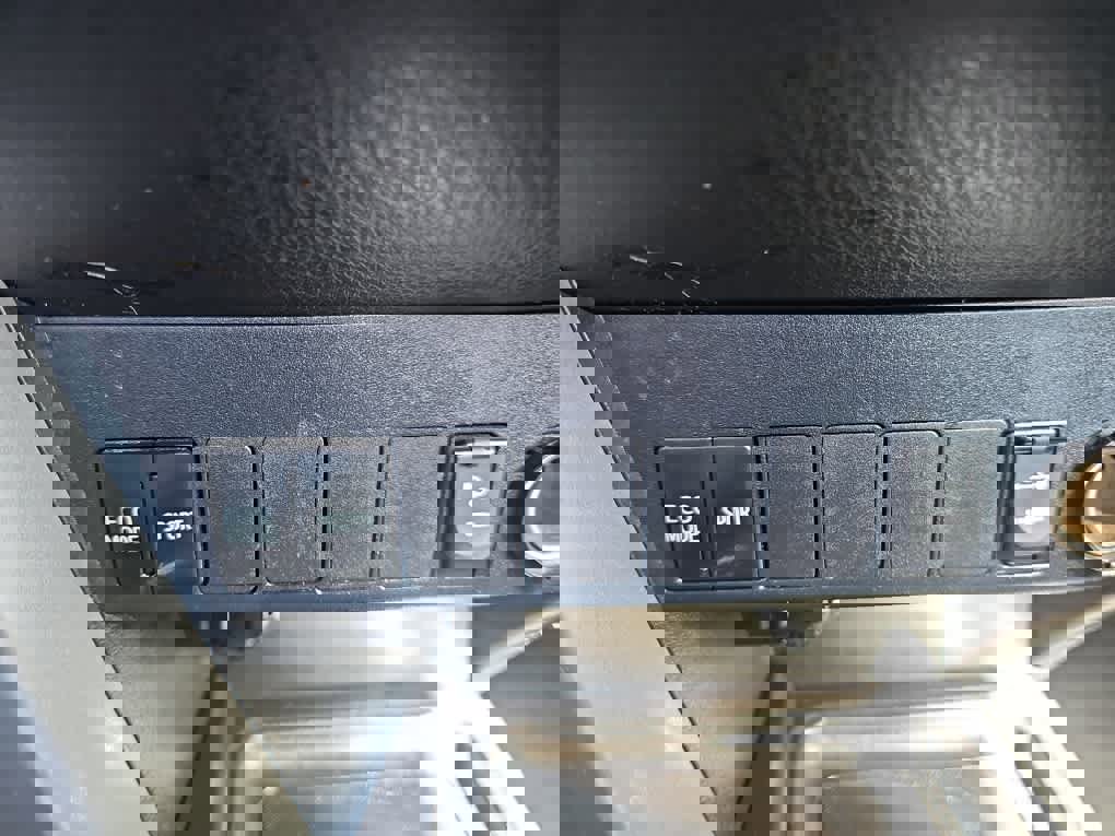 Used 2015 Toyota RAV4 XLE w/ Outdoor Package image 20