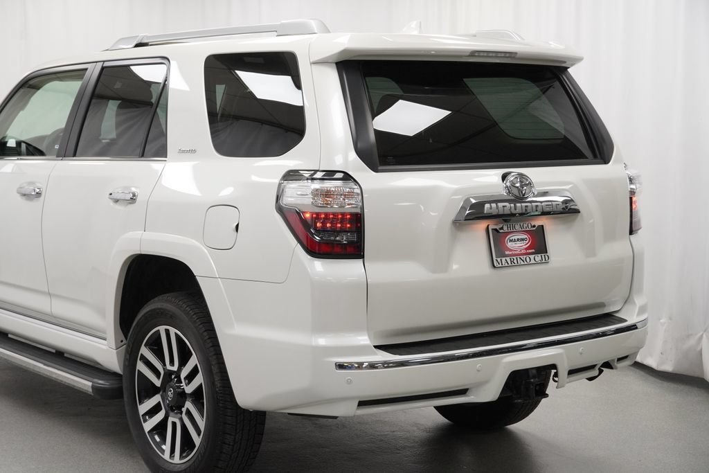 Used 2022 Toyota 4Runner Limited AWD/4WD image 14