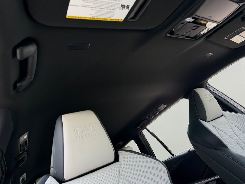 New 2026 Lexus TX 500h AWD image 5