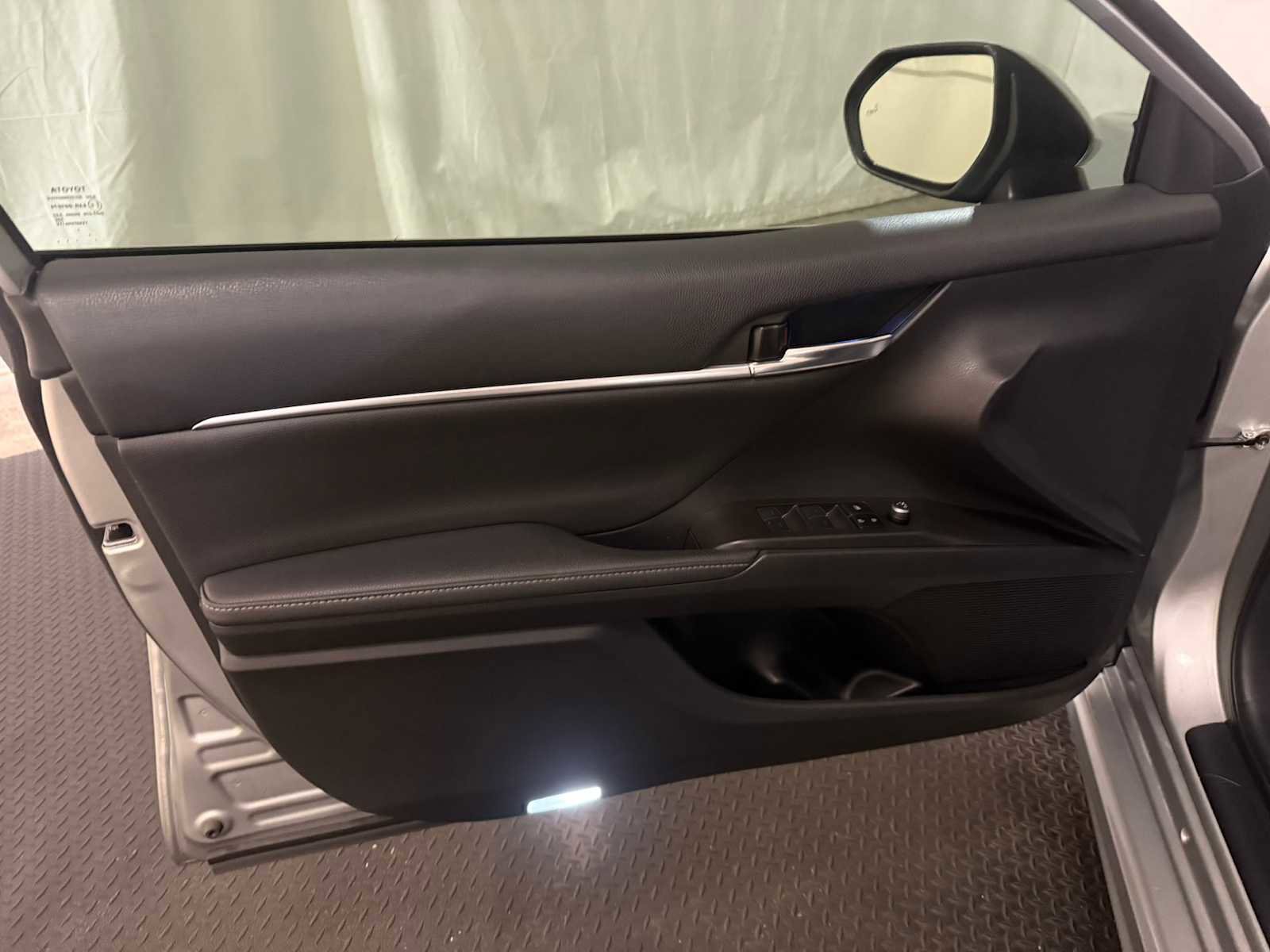 Used 2022 Toyota Camry XSE FWD image 20