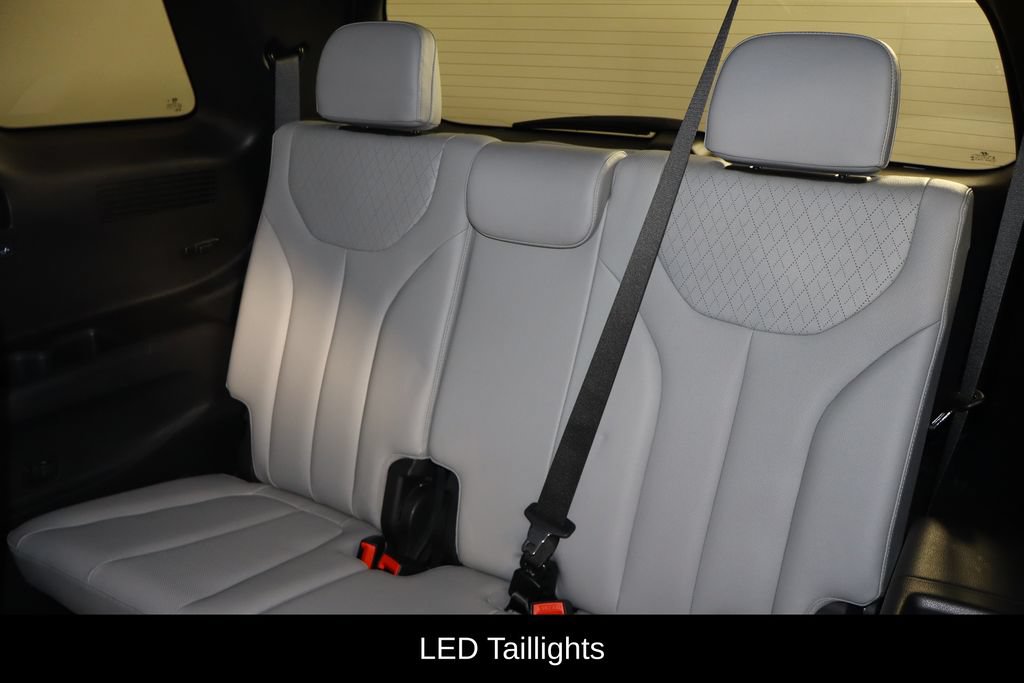 Used 2020 Hyundai Palisade SEL FWD image 17