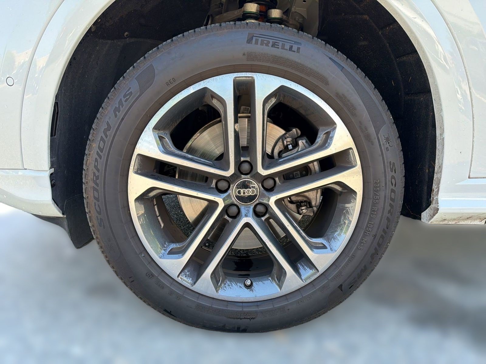 Certified 2025 Audi Q5 Premium w/ Premium Plus AWD/4WD image 12
