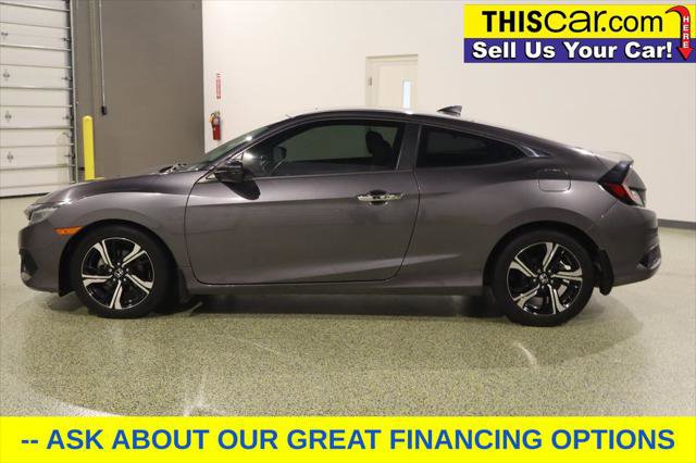 Used 2018 Honda Civic Touring image 4
