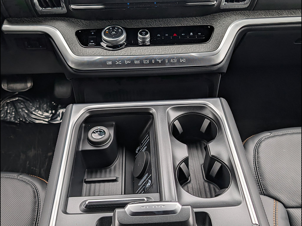 New 2027 Ford Expedition Tremor w/ Driver's Package AWD/4WD image 23