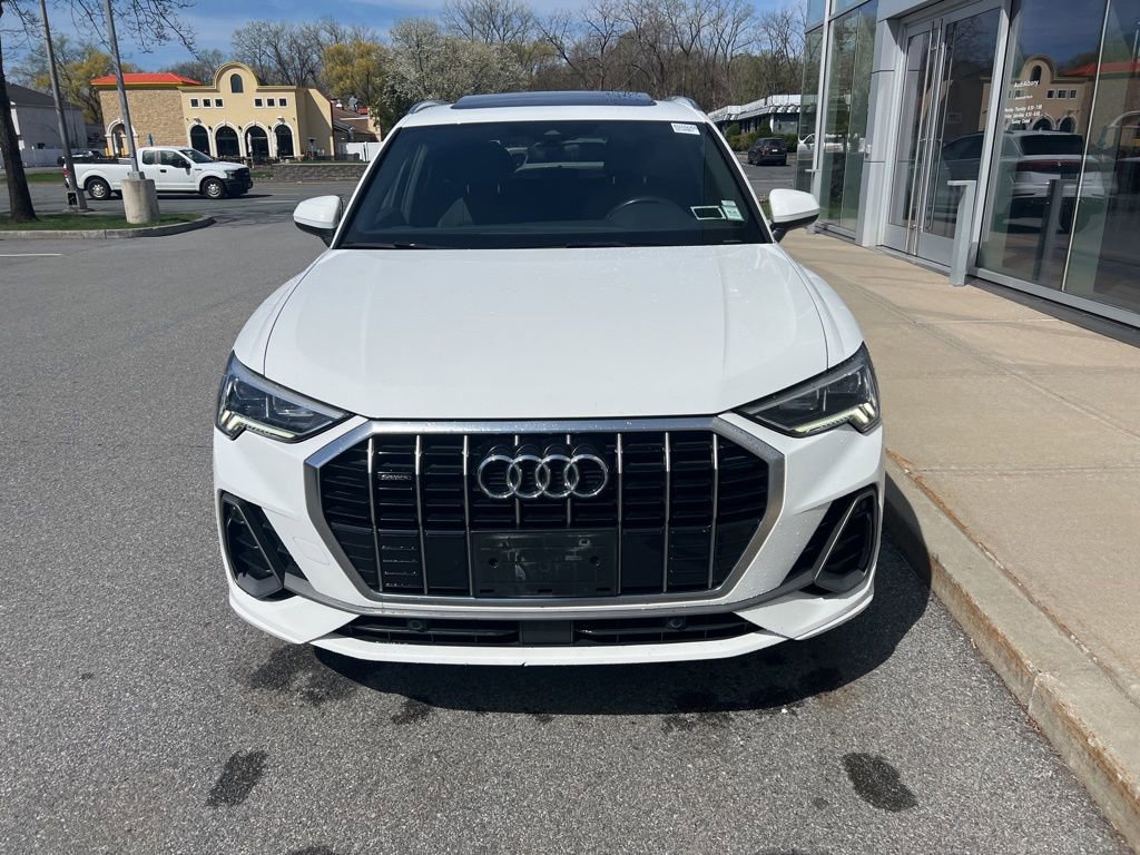 Used 2021 Audi Q3 2.0T Premium Plus w/ Premium Plus Package image 43