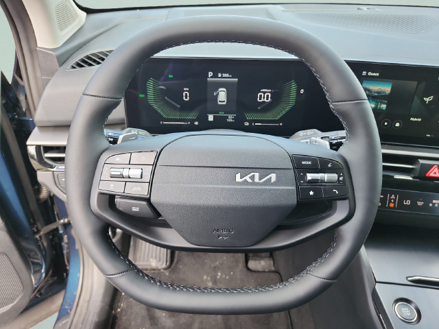 New 2027 Kia Sportage S FWD image 32