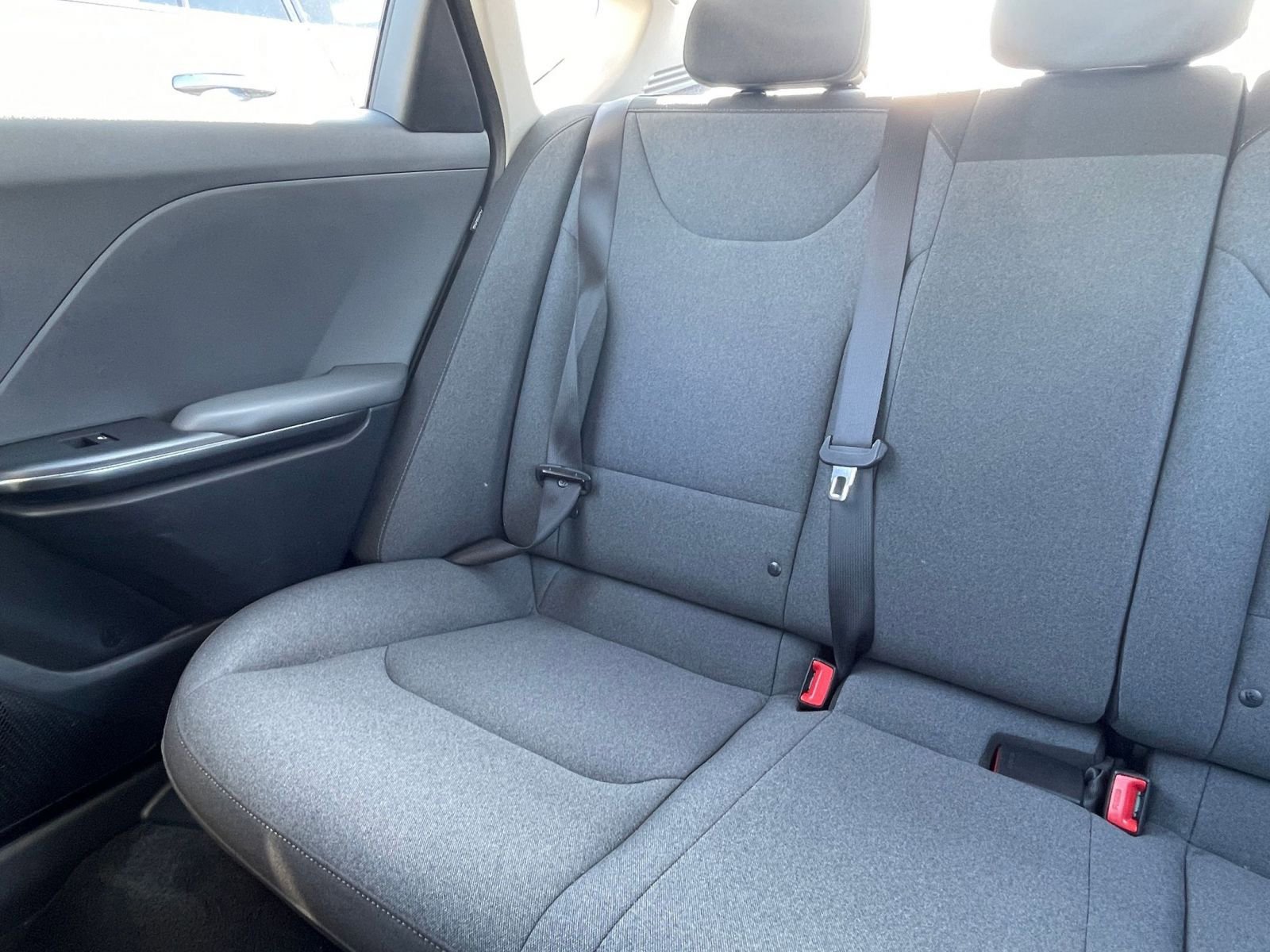 Used 2025 Kia K4 LXS image 37