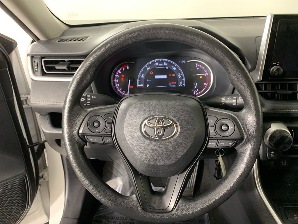 Used 2023 Toyota RAV4 LE FWD image 20