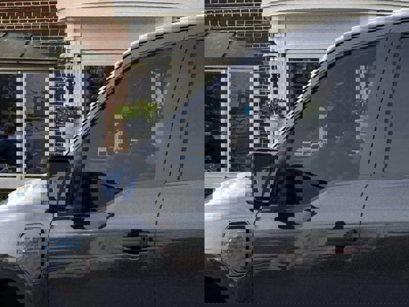 New 2025 Ford F150 Lightning XLT image 20