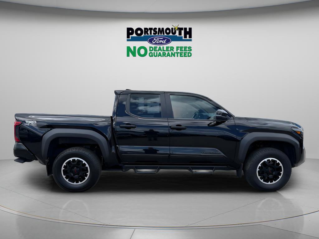 Used 2024 Toyota Tacoma TRD Off-Road AWD/4WD image 6