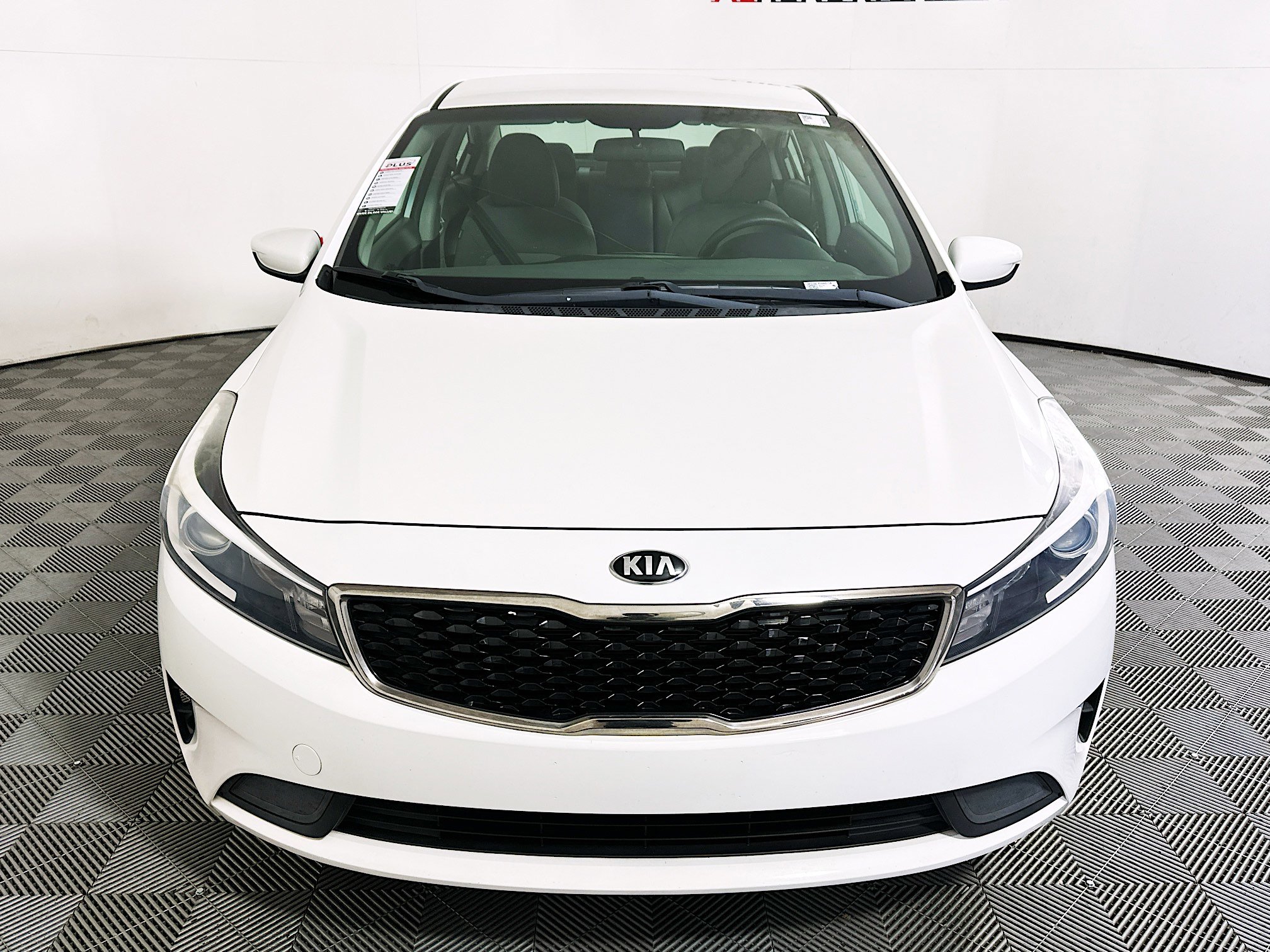 Used 2017 Kia Forte LX image 8