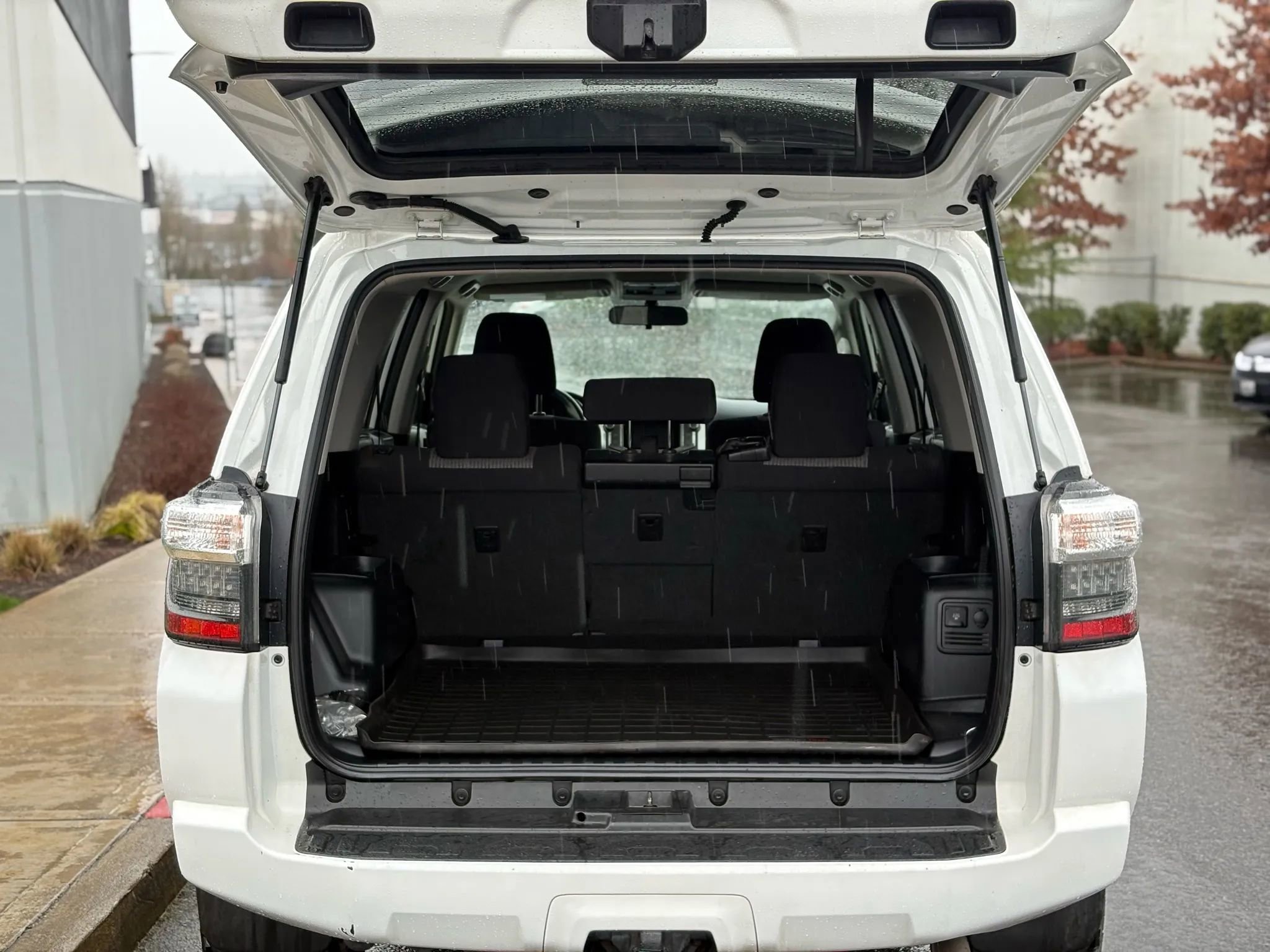 Used 2015 Toyota 4Runner SR5 image 23