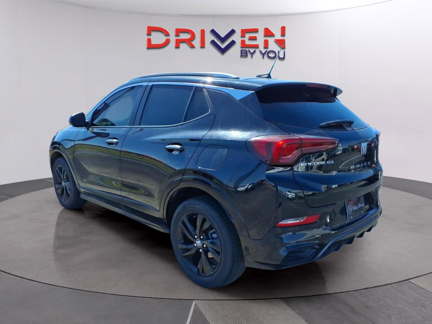 Used 2025 Buick Encore GX Sport Touring w/ Advanced Technology Package image 5