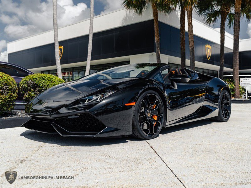 Used 2017 Lamborghini Huracan LP 610-4 image 3