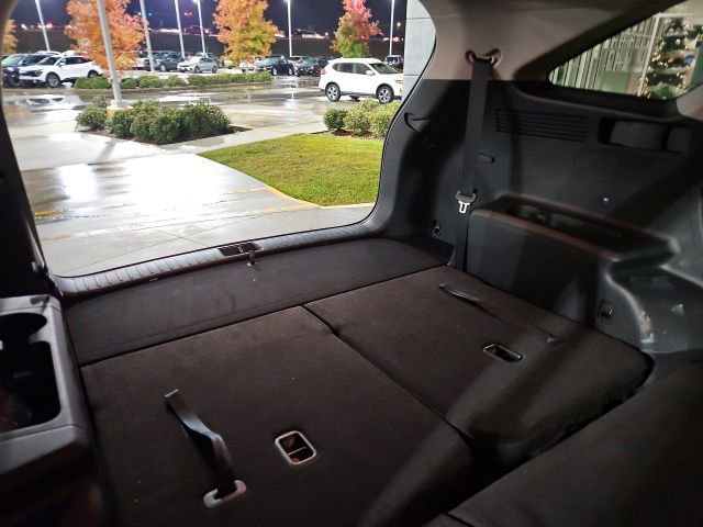 Used 2025 Kia Sorento LX image 38