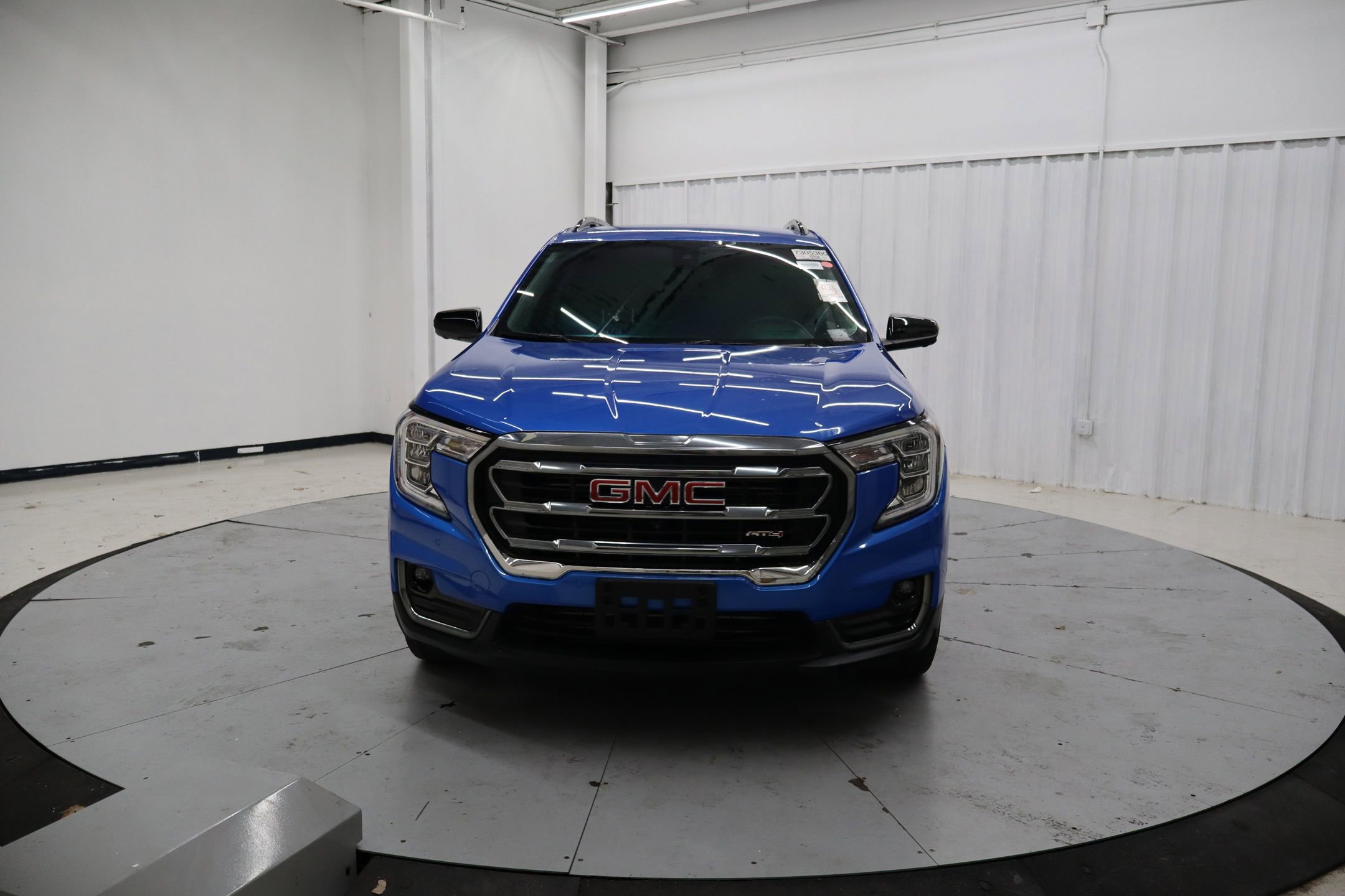 Used 2024 GMC Terrain AT4 w/ Tech Package image 11