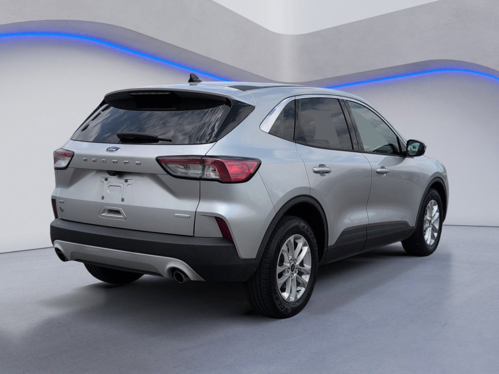 Used 2020 Ford Escape SE FWD image 3