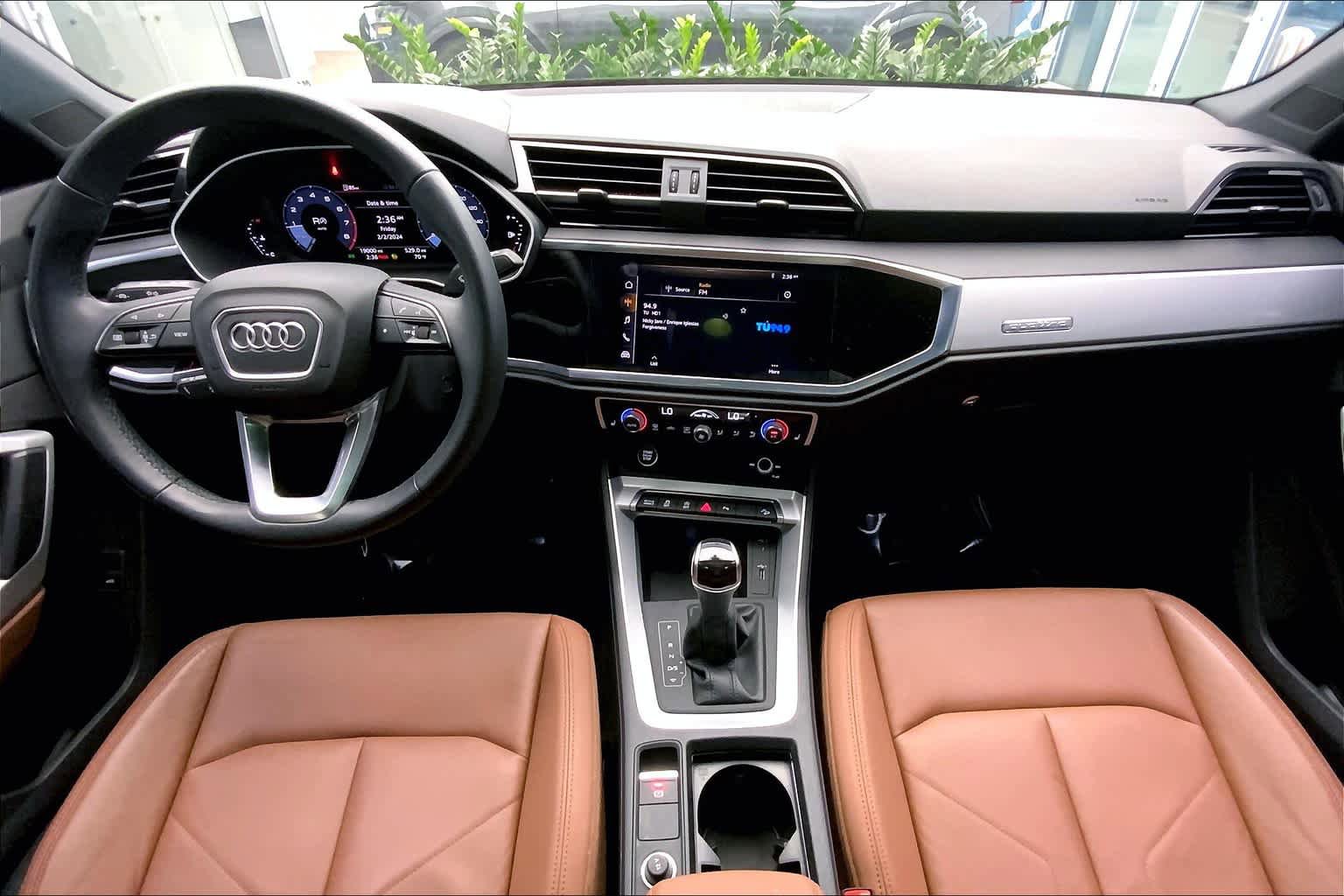 Used 2021 Audi Q3 2.0T Premium w/ Convenience Package image 16