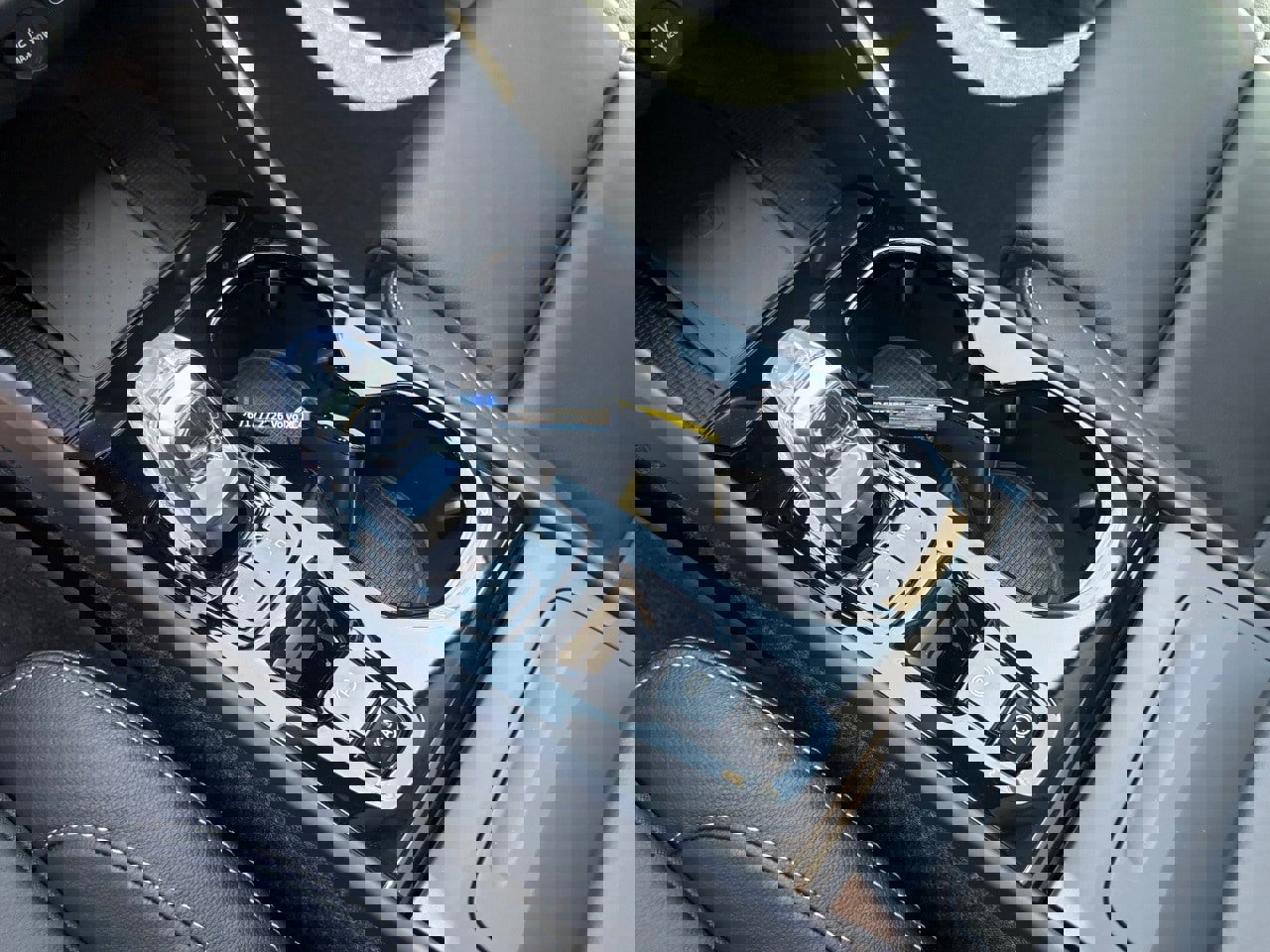 New 2026 Volvo XC40 B4 Plus w/ Protection Package Premier image 12