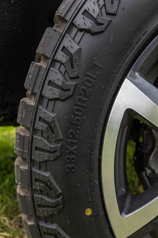 Used 2020 Chevrolet Silverado 1500 LT Trail Boss image 11