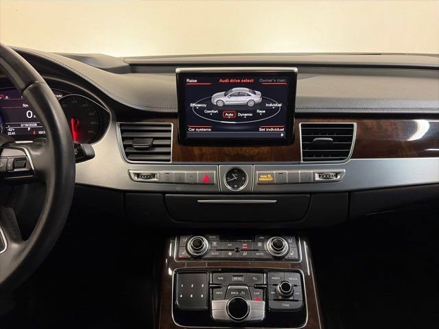 Used 2015 Audi A8 4.0T w/ Luxury Package image 24
