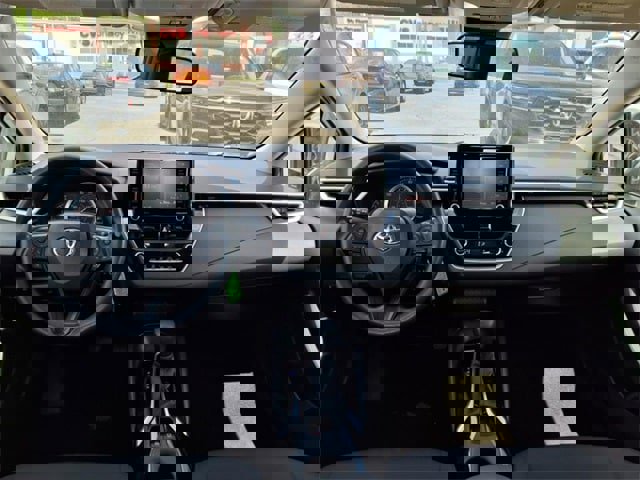 Used 2022 Toyota Corolla LE image 13