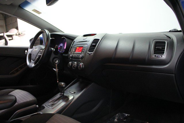 Used 2015 Kia Forte EX image 24