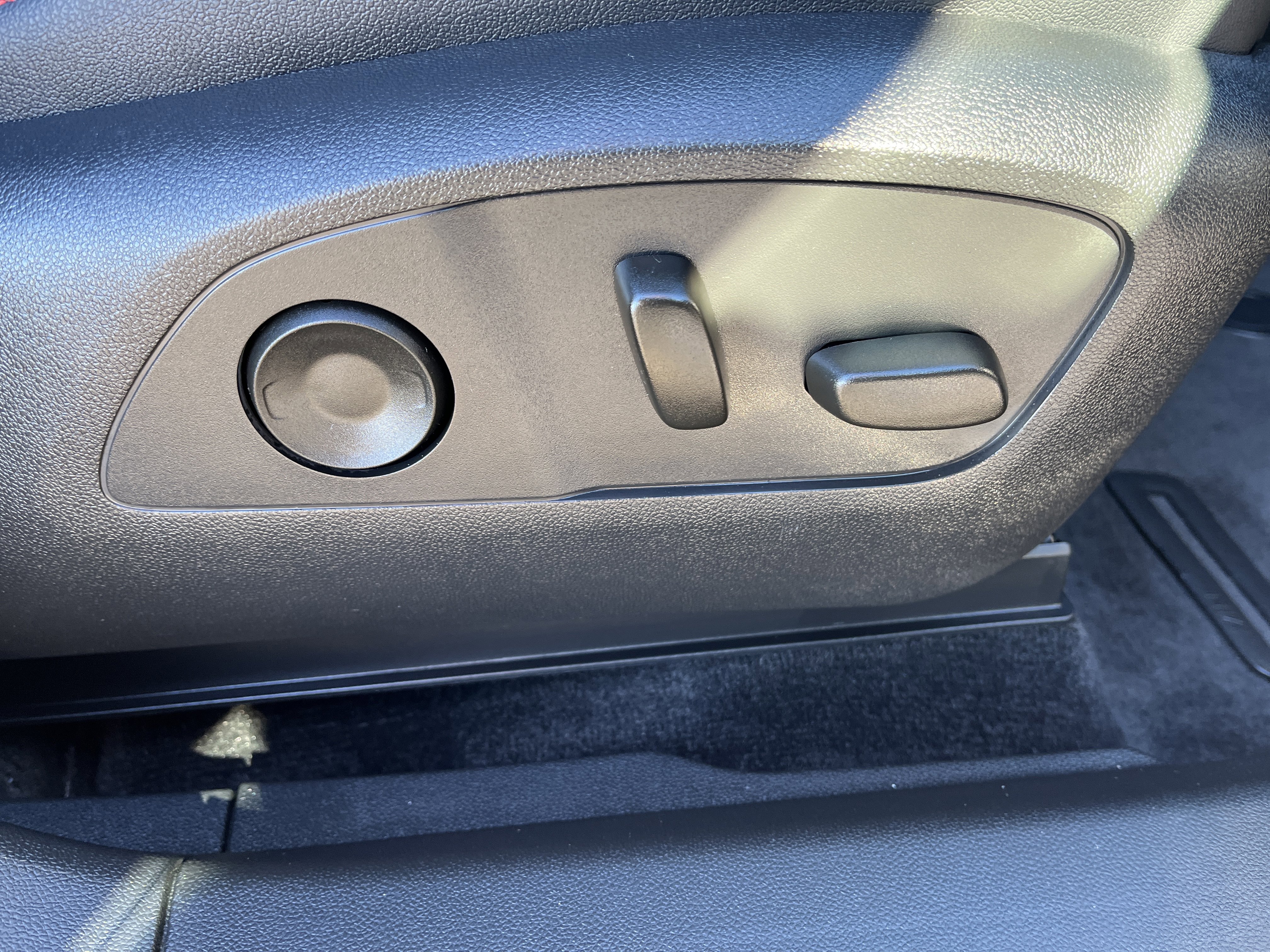 Used 2025 Chevrolet Blazer EV RS image 17