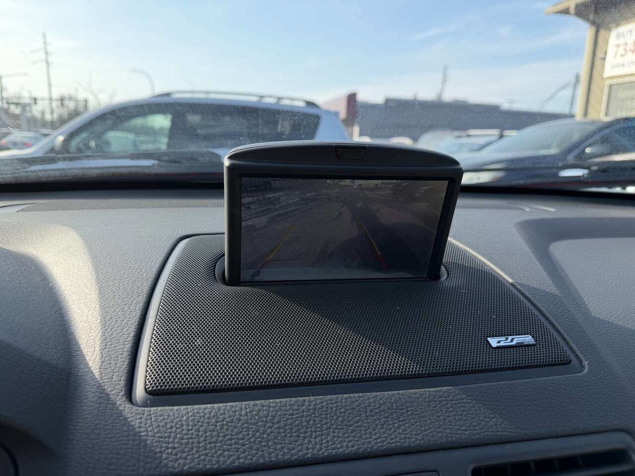 Used 2011 Volvo XC90 3.2 R-Design w/ Multimedia Pkg image 17