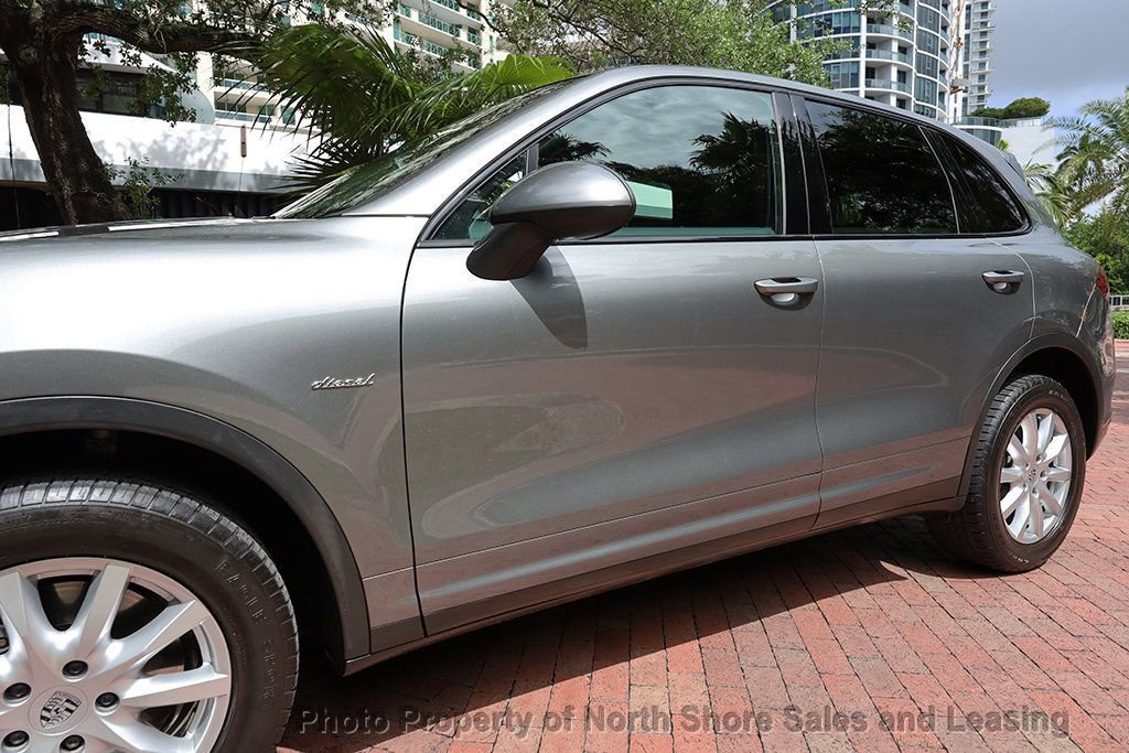 Used 2014 Porsche Cayenne Diesel AWD/4WD image 21